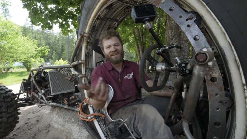 People Will Say This 3WD Monster Trike Is AI. It's All Handmade Garage Insanity