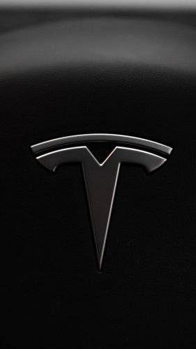 Tesla FSD Red-Light Probe: What NHTSA's 2.88 Million-Car File Actually Says