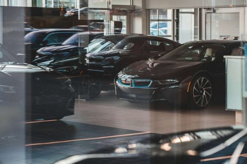 Buy Or Lease? One Of These Is Quietly Eating Your Wallet Alive