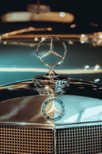 Your Mercedes Speedometer Can Just Go Dark While You're Driving. Regulators Finally Made It a Recall
