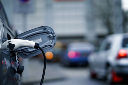 Washington leads the US in EV savings, with drivers keeping $2,350 a year