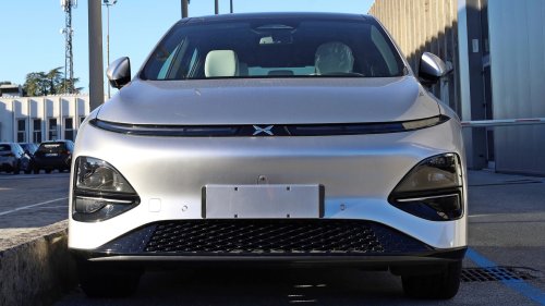 Chinese EV travels 621 miles in under 10 hours with charging stops included