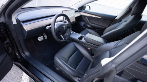 Chinese EV executive says Tesla's FSD is the only 'first tier' self-driving system