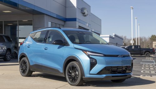 GM revived the 2027 Chevy Bolt for one year, and dealers still have 118 days of inventory