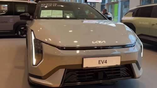 Kia's small EV hatch gets a big upgrade in Europe with all-wheel drive and 347-mile range