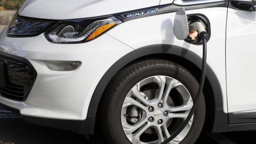 'I don't ever turn it off': Chevy Bolt owner living in car asks if running AC 24/7 is ruining the vehicle