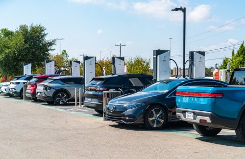 UK clears 2 million EVs as electric cars seize more than a quarter of new sales