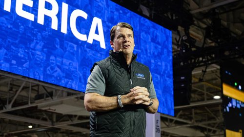 Ford CEO Jim Farley Says U.S. Plants Are Catching Up to China and Mexico: TDS