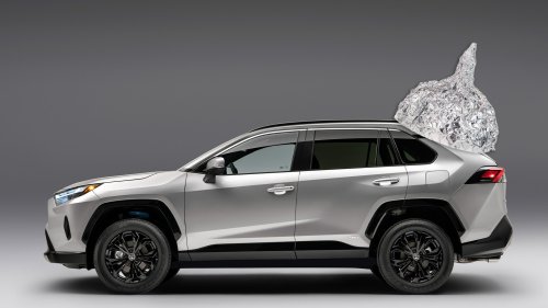 This Security Pro’s Toyota RAV4 Can’t Spy on Him Anymore. Here’s How He Did It