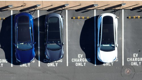 AI-Governed EV Charging Could Extend Battery Life Nearly 23%