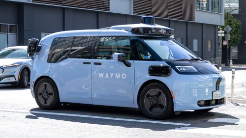 Traffic Regulators Vow to Unleash ‘Innovation’ by Eliminating Robotaxi Brake Pedals