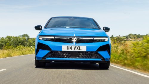 Cheaper Vauxhall Astra with manual gearbox arrives, but is still close to £27k
