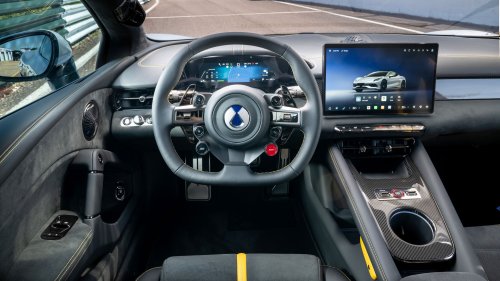 Denza, Porsche, Porsche 911, Power-mad Denza Z is looking to destroy the Porsche 911 with 1,583bhp