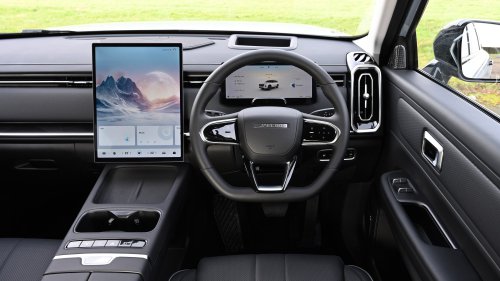 Car Deal of the Day: Smash-hit Jaecoo 7 hybrid for only £225 per month