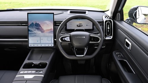 Car Deal of the Day: Smash-hit Jaecoo 7 hybrid for only £225 per month