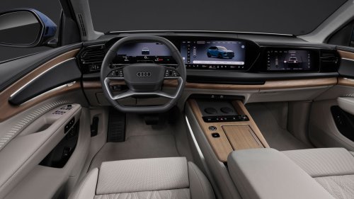 New Audi Q7 arrives with more luxury and space, but keeps diesel power
