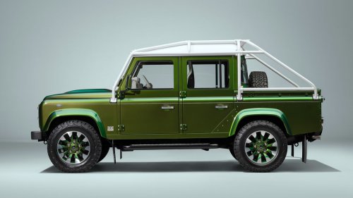 Land Rover, Rover, Four new Land Rover Defender Classic V8s with wild colour-changing paint go to one customer