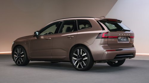 Volvo, Volvo XC60, PHEV, New Volvo XC60 PHEV boasts a whopping 124 miles of EV range
