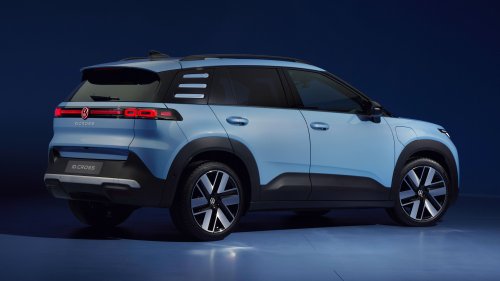Volkswagen, SUV, Renault, New Volkswagen ID. Cross: electric SUV is gunning for Renault 4 with 278-mile range