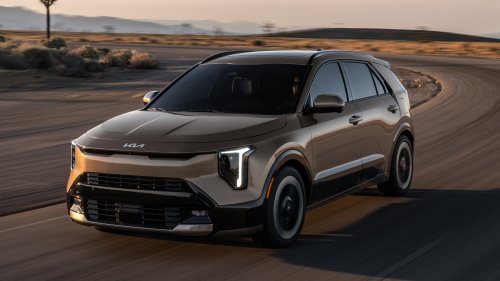 New Kia Niro revealed:  fresh-faced, upgraded and not for the UK