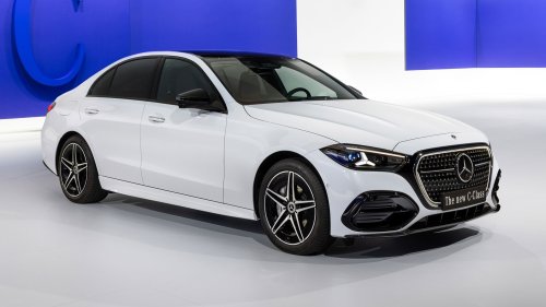 New Mercedes C-Class facelift: petrol-drinking executive gets brand new look