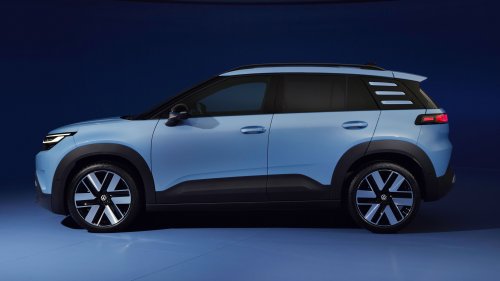 Volkswagen, SUV, Renault, New Volkswagen ID. Cross: electric SUV is gunning for Renault 4 with 278-mile range