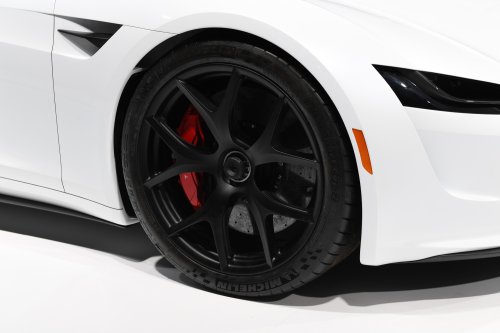 Tesla Roadster shows signs of life with new trademark application