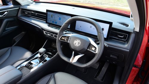 MG, PHEV, Car deal of the day: outstanding MG HS PHEV for only £207 per month