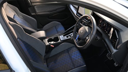 Volkswagen, Volkswagen Golf, Volkswagen Golf GTI, Volkswagen Golf R, Car Deal of the Day: hot Volkswagen Golf R is cheaper than a GTI