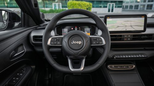 Jeep, New Jeep Avenger facelift revealed: looks get tougher, tech gets fancier