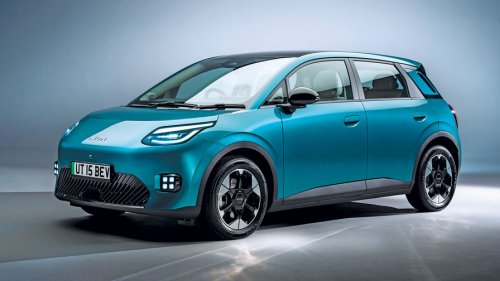 Renault, New Aion UT: Chinese EV beats the Renault 5 on space and range, but not price