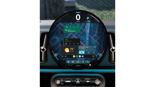 Huge Android Auto update embarrasses Apple CarPlay with full-screen experience