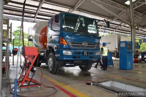 Minimum 1.6 mm tread depth across entire tyre surface a must for all commercial vehicles – JPJ