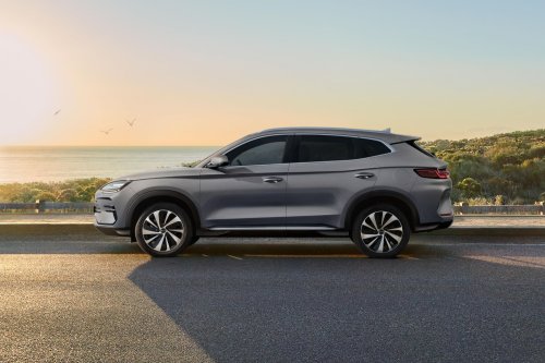 BYD Sealion 6 DM-i launched in Japan – brand’s 1st PHEV there; cheaper than Harrier, Outlander PHEV
