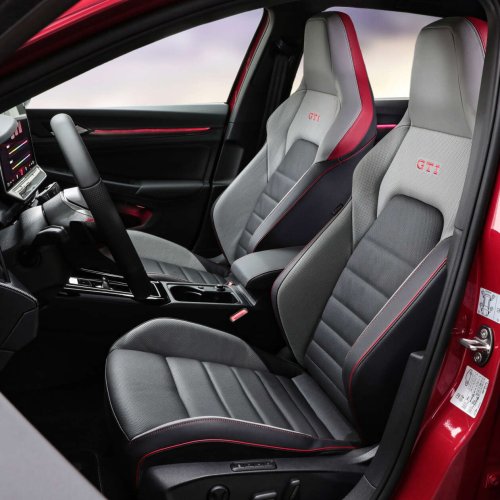 Volkswagen Golf GTI Mk8.5 Malaysia public debut at ACE 2025, Nov 8-9 – new tech, more physical buttons
