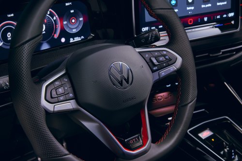 Volkswagen Golf GTI Mk8.5 Malaysia public debut at ACE 2025, Nov 8-9 – new tech, more physical buttons
