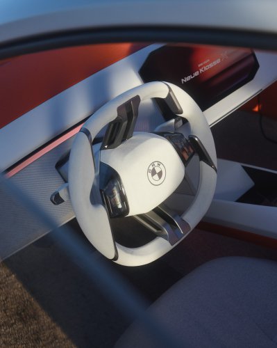 2026 BMW iX3 to debut on September 5 – second-gen EV SUV leads Neue Klasse era; up to 800 km range