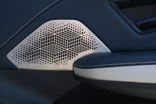 Alpine A390 debuts – tri-motor coupé-SUV with up to 470 hp; 89 kWh battery, up to 555 km range WLTP