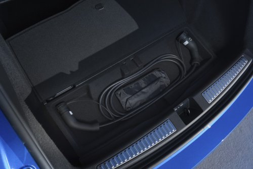 Alpine A390 debuts – tri-motor coupé-SUV with up to 470 hp; 89 kWh battery, up to 555 km range WLTP