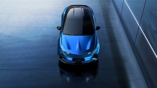 Alpine A390 debuts – tri-motor coupé-SUV with up to 470 hp; 89 kWh battery, up to 555 km range WLTP