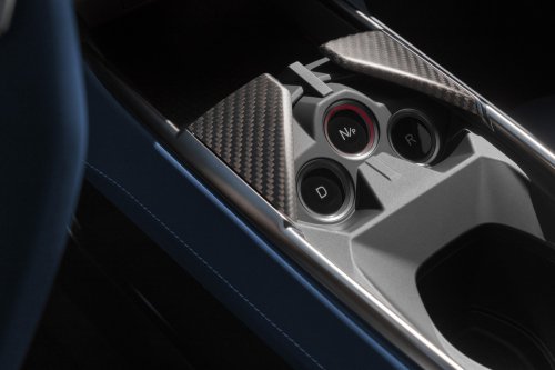 Alpine A390 debuts – tri-motor coupé-SUV with up to 470 hp; 89 kWh battery, up to 555 km range WLTP