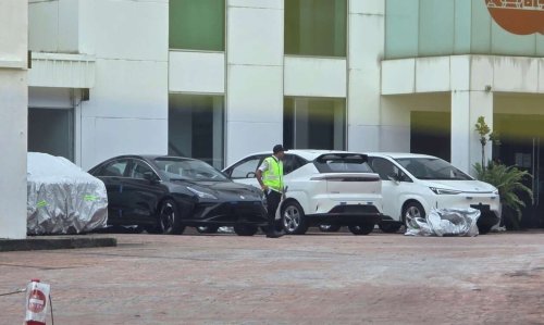 SUV, Hycan Z03 SUV, A06 sedan EVs – LHD units spotted in Malaysia, so is the Chinese brand finally coming?