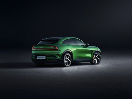 Xiaomi YU7 SUV debuts – three variants, up to 835 km range CLTC; AWD up to 690 PS/866 Nm, 0-100 in 3.23 s