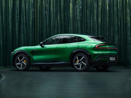 Xiaomi YU7 SUV debuts – three variants, up to 835 km range CLTC; AWD up to 690 PS/866 Nm, 0-100 in 3.23 s