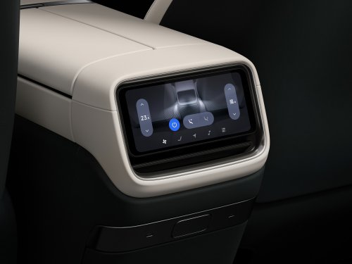 Xiaomi YU7 SUV debuts – three variants, up to 835 km range CLTC; AWD up to 690 PS/866 Nm, 0-100 in 3.23 s