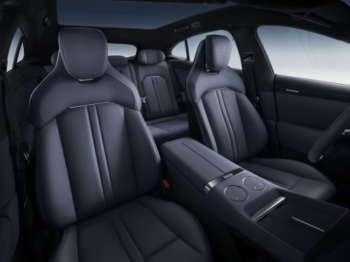 Xiaomi YU7 SUV debuts – three variants, up to 835 km range CLTC; AWD up to 690 PS/866 Nm, 0-100 in 3.23 s
