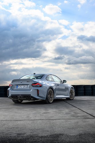 2025 G87 BMW M2 CS debuts – 30 kg lighter; 3.0L twin-turbo I6 with 530 PS; 0-100 km/h in 3.8 seconds