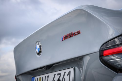 2025 G87 BMW M2 CS debuts – 30 kg lighter; 3.0L twin-turbo I6 with 530 PS; 0-100 km/h in 3.8 seconds
