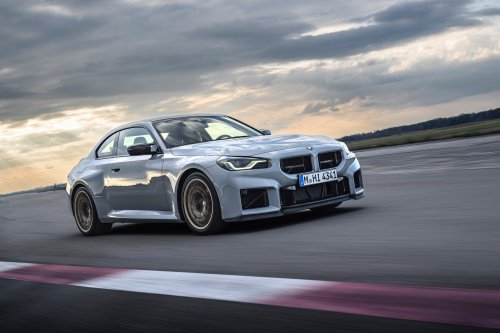 2025 G87 BMW M2 CS debuts – 30 kg lighter; 3.0L twin-turbo I6 with 530 PS; 0-100 km/h in 3.8 seconds