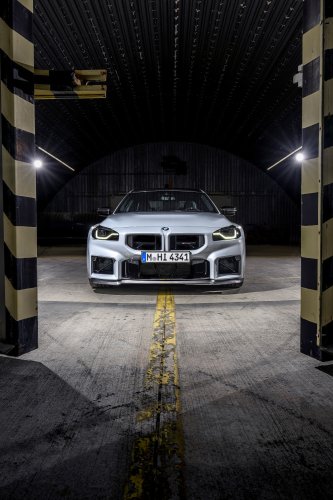 2025 G87 BMW M2 CS debuts – 30 kg lighter; 3.0L twin-turbo I6 with 530 PS; 0-100 km/h in 3.8 seconds